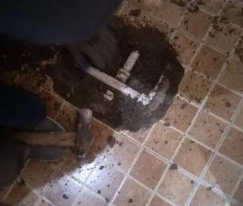 若羌卫生间漏水维修公司为您分享下卫生间渗水如何处理及注意事项